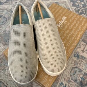 Dr. Scholl's Women’s Madison Slip-On Sneakers in Oyster